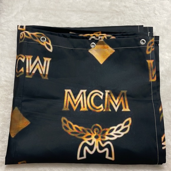 Bath curtain with logo MCM - Picture 4 of 4